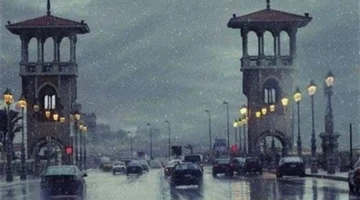 أمطار غزيرة وتذبذب حاد في درجات حرارة الإسكندرية مع اضطراب حركة الملاحة اليوم